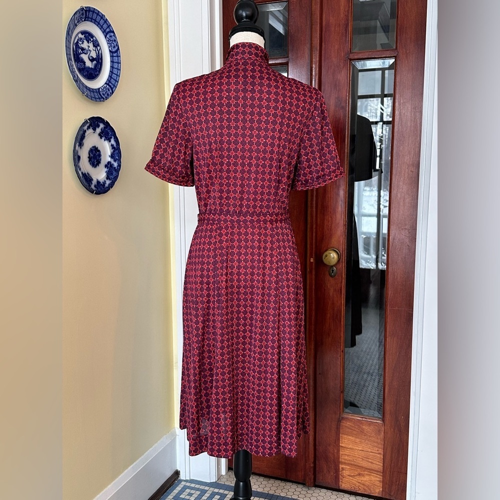 Tiffany Traveler Fashioned by Claire Tiffany | 1950s Retro Printed Shirt Dress - Picture 2 of 11